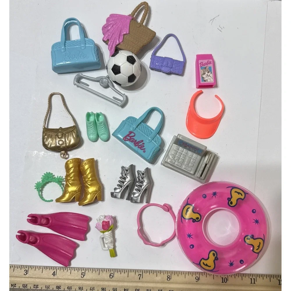 Barbie Brand Mixed LOT Of 18 Marked B Purse Shoes Cash Register Swim Tube‎ Ball